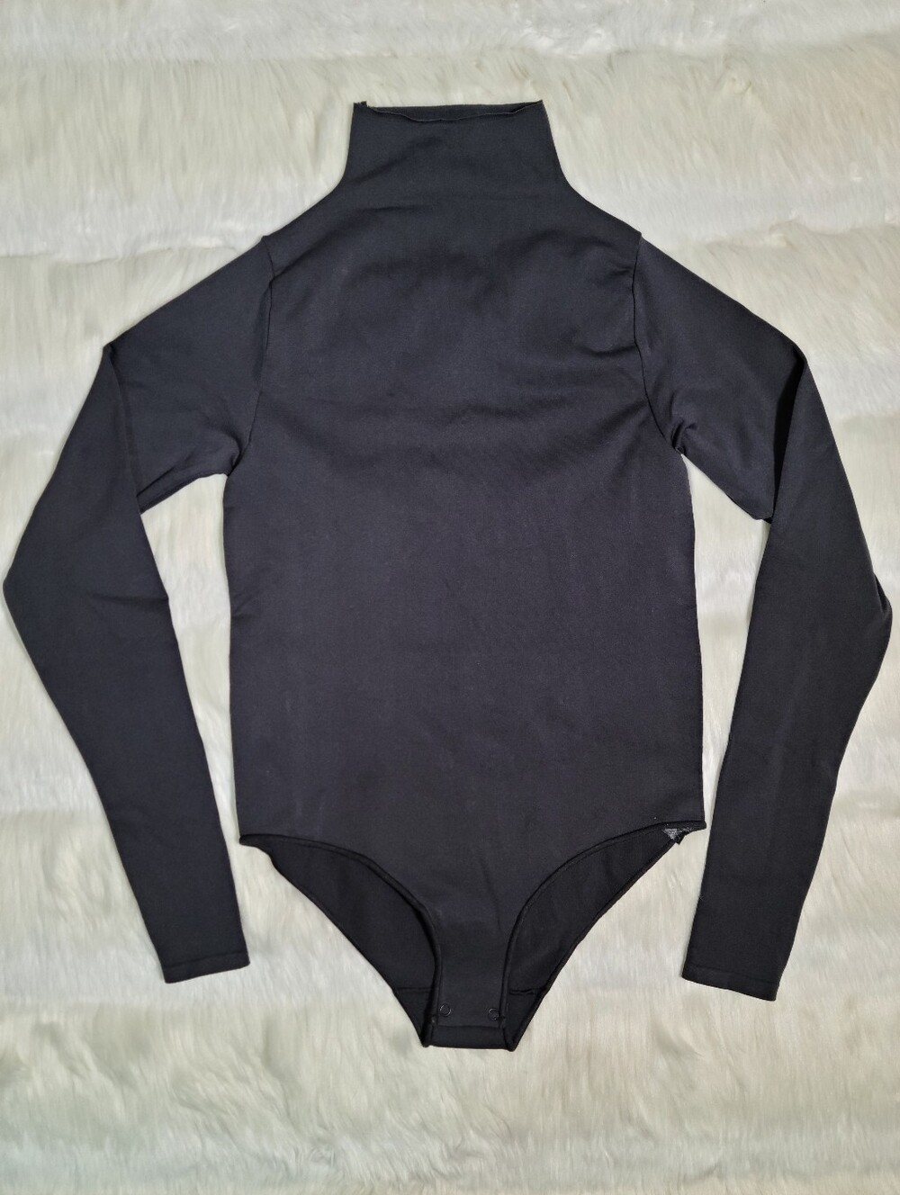 SKIMS Essentials Bodysuits Turtleneck Long Sleeve Onyx Women Small/Medium NEW